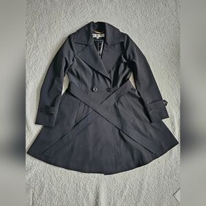 Trina Turk Size 0 Fit & Flare  Coat Black Trench Jacket Made Of Polyester